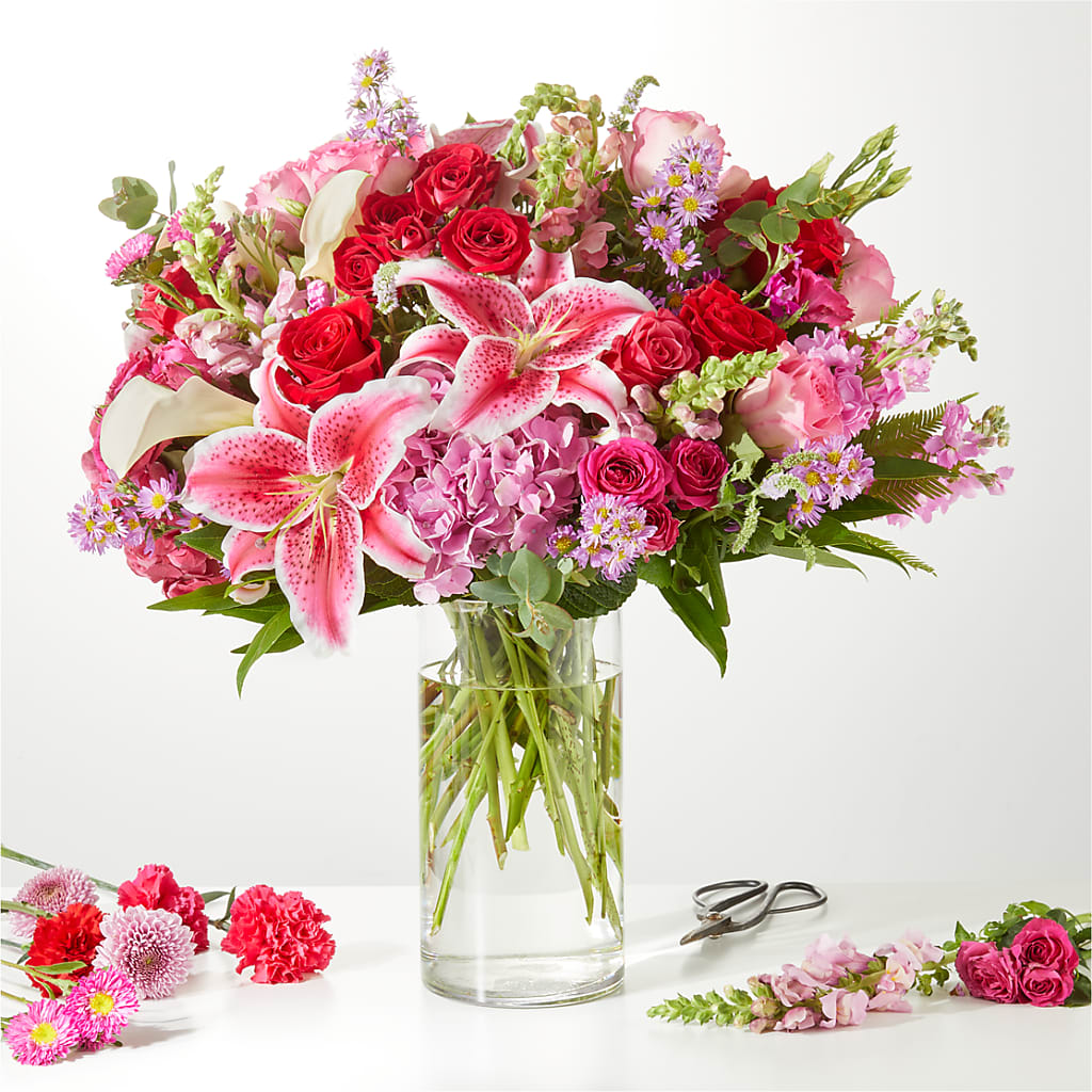 Swooning Over You - A Luxury Florist Original – Oopsie Daisy Florist, Raeford NC
