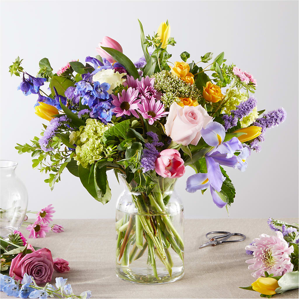 Pastel Tradition - A Florist Original – Oopsie Daisy Florist, Raeford NC