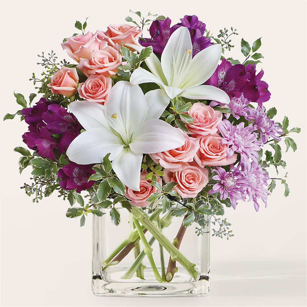 Mani Pedi Bouquet – Oopsie Daisy Florist, Raeford NC
