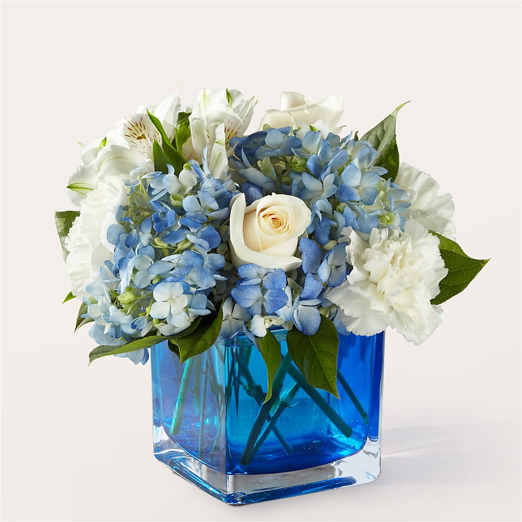 Soothing Waters Bouquet – Oopsie Daisy Florist, Raeford NC