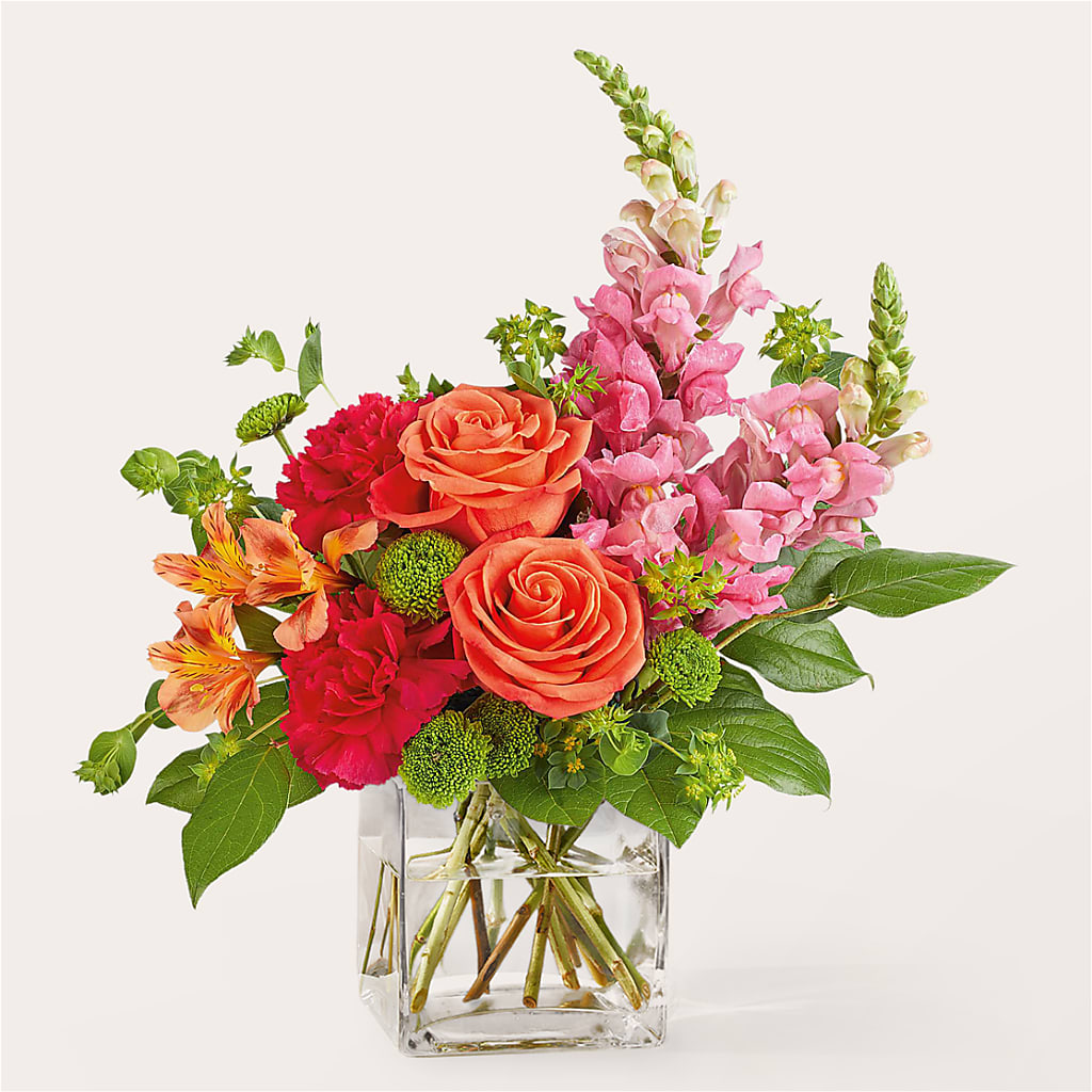 Cosmopolitan Bouquet – Oopsie Daisy Florist, Raeford NC