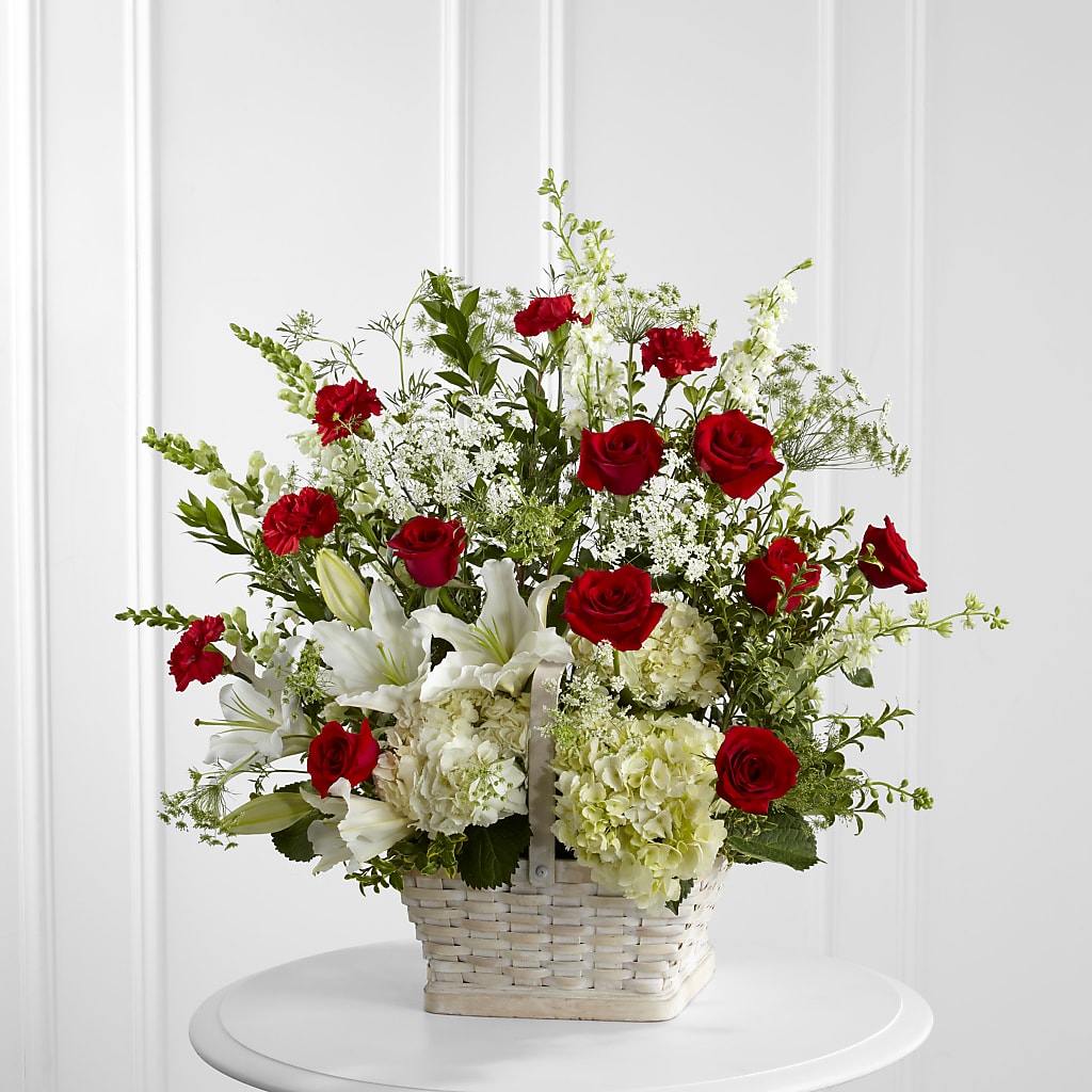 In Loving Memory Arrangement – Oopsie Daisy Florist, Raeford NC