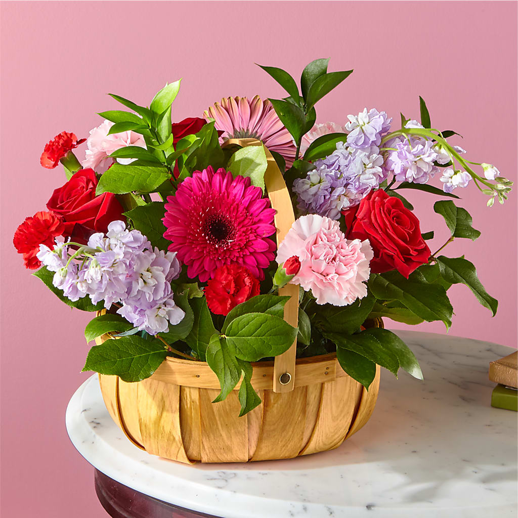 Pink Picnic Basket – Oopsie Daisy Florist, Raeford NC