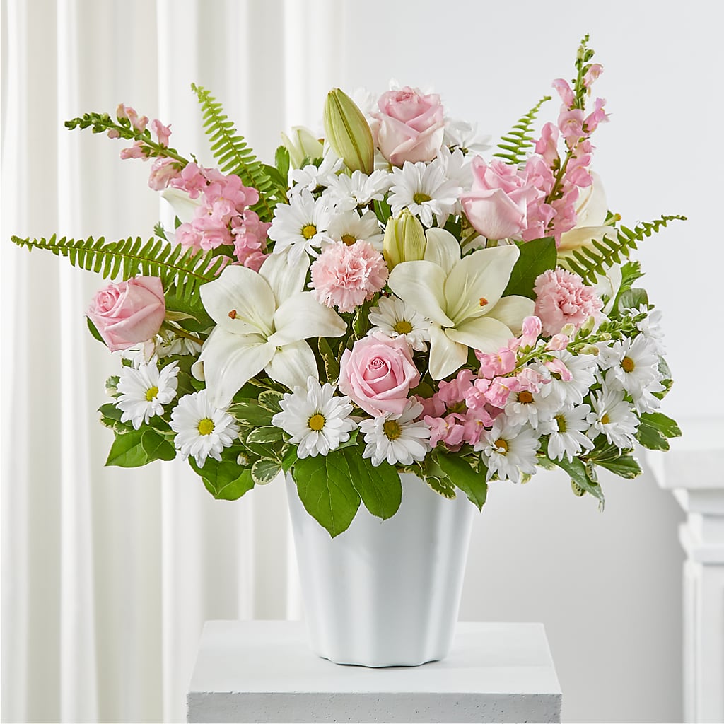 Soft Touch Tabletop Basket – Oopsie Daisy Florist, Raeford NC