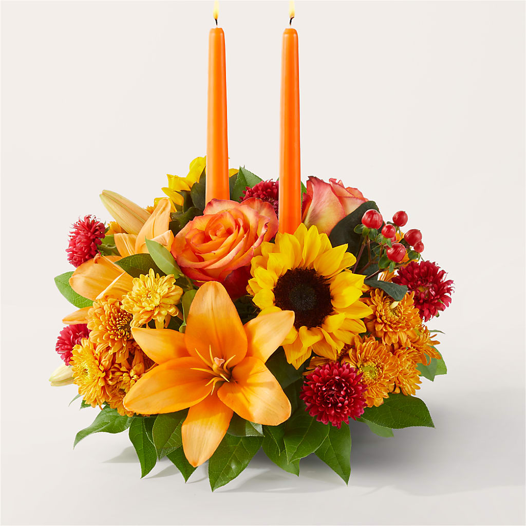 Grateful Centerpiece – Oopsie Daisy Florist, Raeford NC