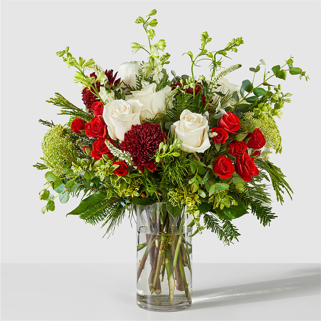 Favorite Traditions Bouquet – Oopsie Daisy Florist, Raeford NC