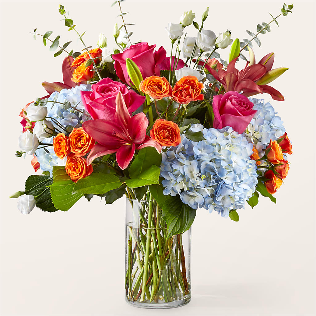 Awestruck Luxury Bouquet – Oopsie Daisy Florist, Raeford NC