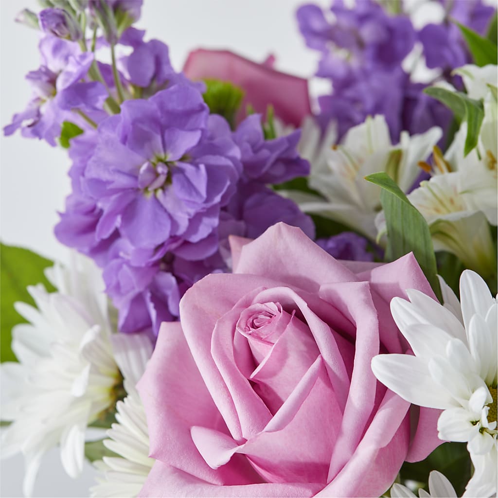Garden of Peace Bouquet –  Oopsie Daisy Florist, Raeford NC