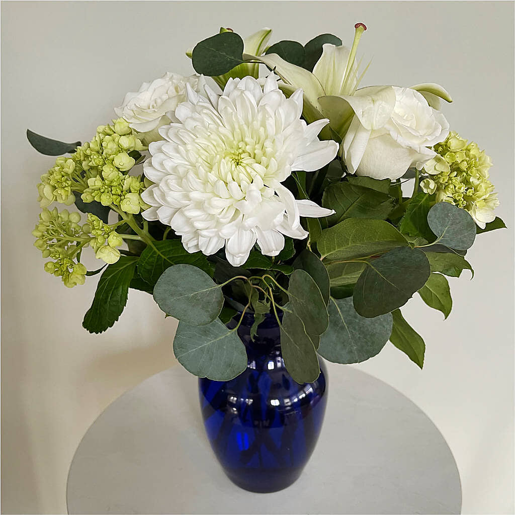 Snowy Dreams Bouquet –  Oopsie Daisy Florist, Raeford NC