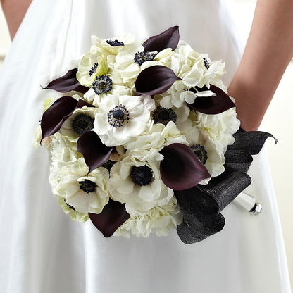To Have and To Hold Bouquet –  Oopsie Daisy Florist, Raeford NC